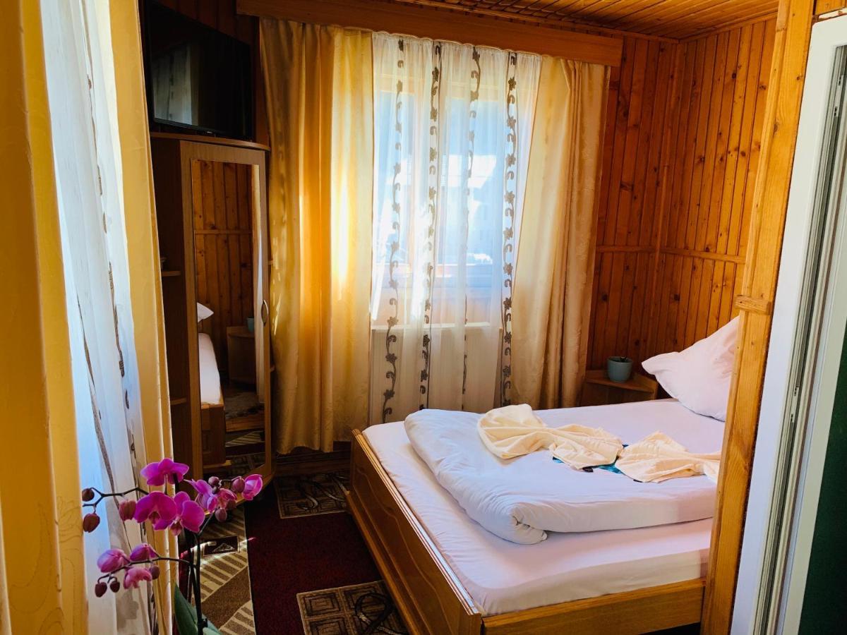 Casa Andu Otel Dîmbovicioara Dış mekan fotoğraf